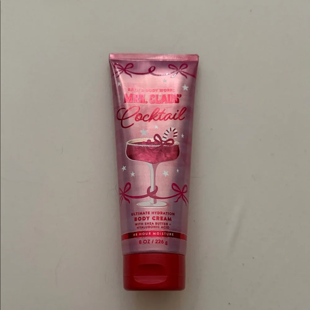 Bath & Body Works Pink Mrs. Claus' Cocktail Body Cream - Picture 1 of 1